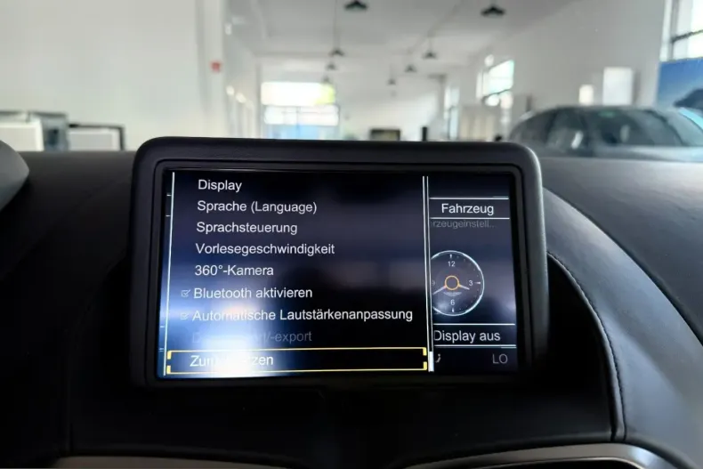 Aston Martin V8 Vantage din 2023 cu 11.440 km - oferta AST247414 - foto 30
