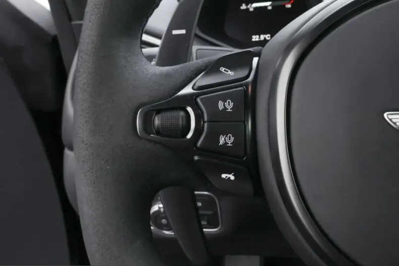 Aston Martin V8 Vantage din 2022 cu 12.250 km - oferta AST247416 - foto 23