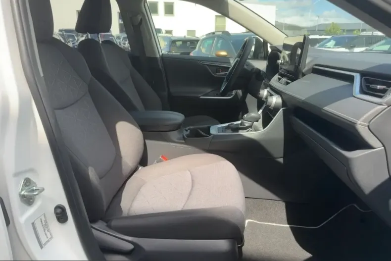 Toyota RAV4 din 2024 cu 18.400 km - oferta TOY247417 - foto 11