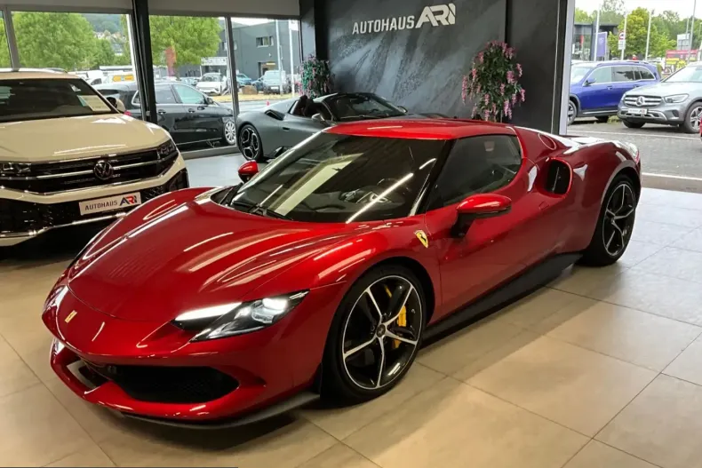 Ferrari 296 GTB din 2022 cu 3.250 km - oferta FER247420 - foto 2