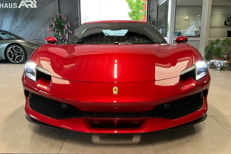 Ferrari 296 GTB din 2022 cu 3.250 km - oferta FER247420 - foto 8