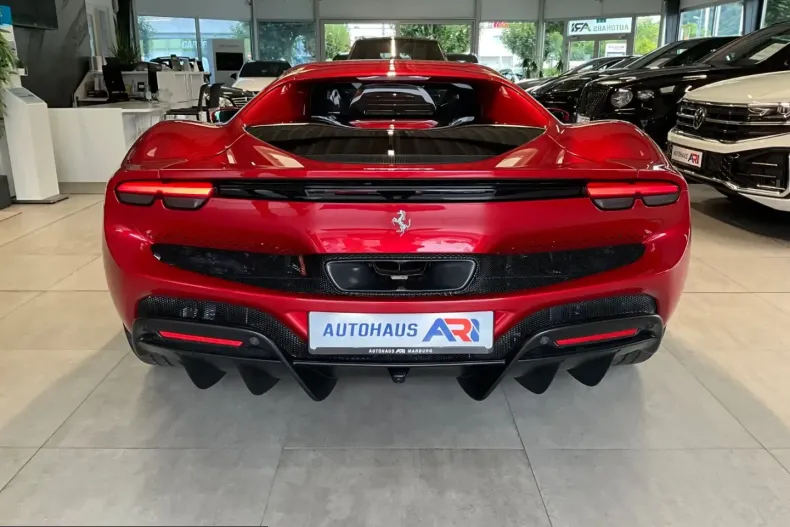 Ferrari 296 GTB din 2022 cu 3.250 km - oferta FER247420 - foto 9