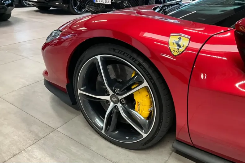 Ferrari 296 GTB din 2022 cu 3.250 km - oferta FER247420 - foto 10