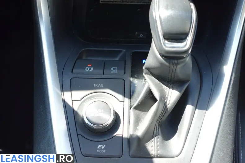 Toyota RAV4 din 2021 cu 89.995 km - oferta TOY247421 - foto 33
