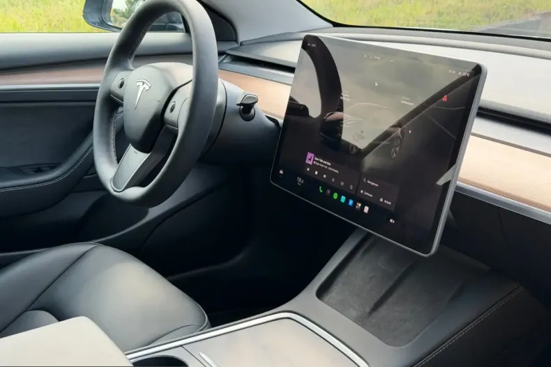Tesla Model 3 din 2023 cu 68.000 km - oferta TES247422 - foto 13