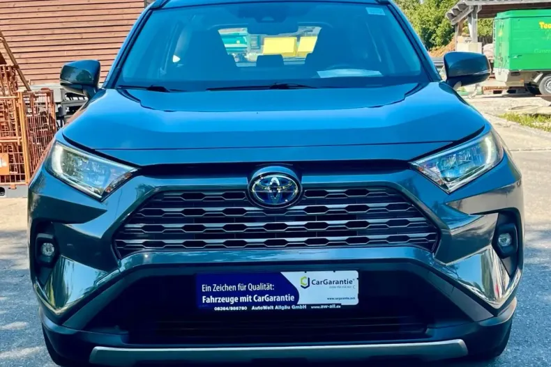 Toyota RAV4 din 2022 cu 75.750 km - oferta TOY247424 - foto 2
