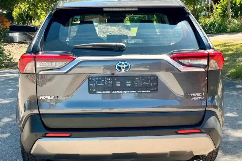 Toyota RAV4 din 2022 cu 75.750 km - oferta TOY247424 - foto 6