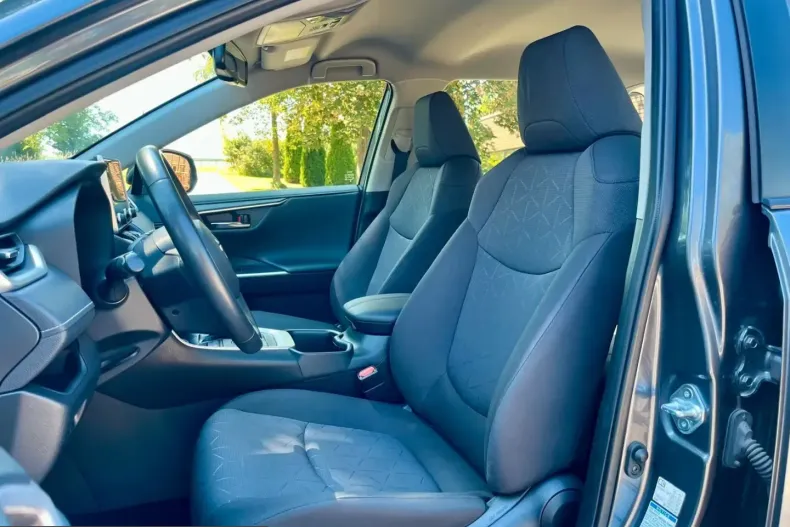 Toyota RAV4 din 2022 cu 75.750 km - oferta TOY247424 - foto 14