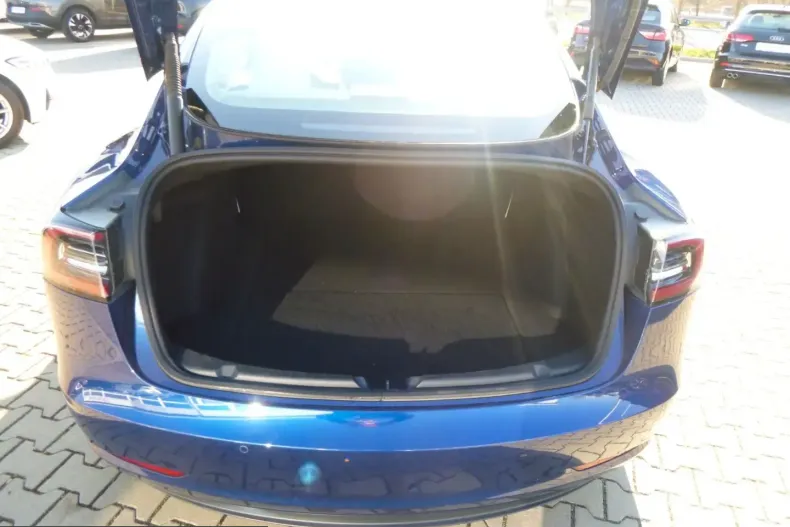 Tesla Model 3 din 2022 cu 64.018 km - oferta TES247427 - foto 7