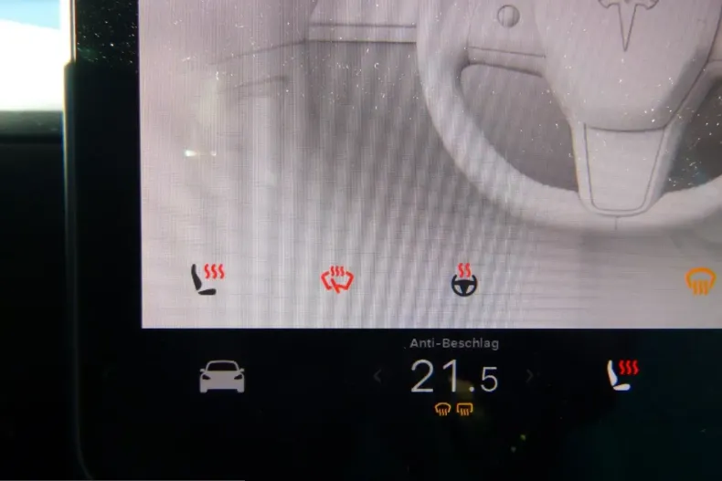 Tesla Model 3 din 2022 cu 64.018 km - oferta TES247427 - foto 19