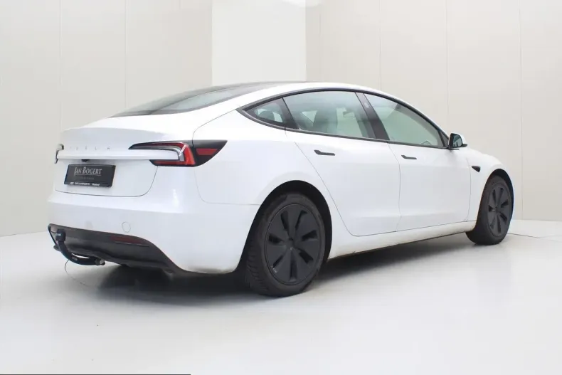 Tesla Model 3 din 2024 cu 34.542 km - oferta TES247428 - foto 2