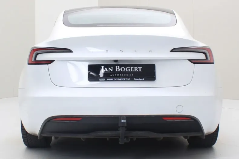 Tesla Model 3 din 2024 cu 34.542 km - oferta TES247428 - foto 6