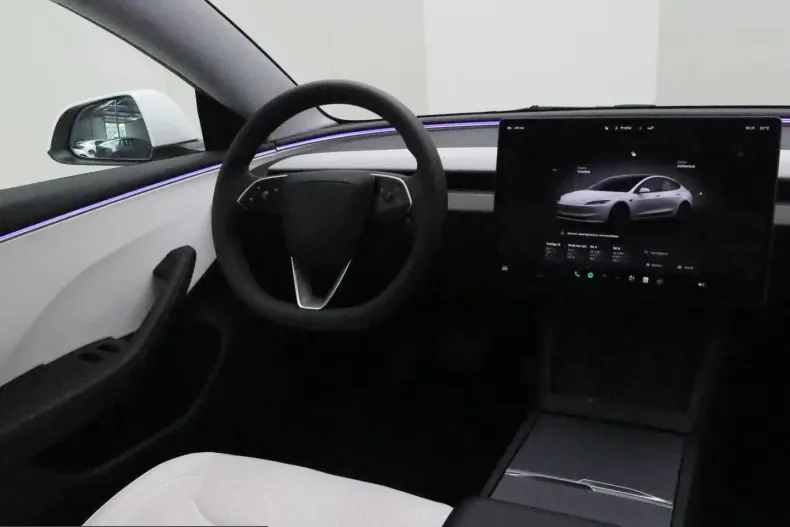 Tesla Model 3 din 2024 cu 34.542 km - oferta TES247428 - foto 8