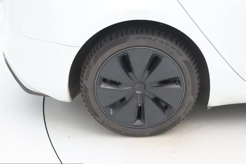 Tesla Model 3 din 2024 cu 34.542 km - oferta TES247428 - foto 10