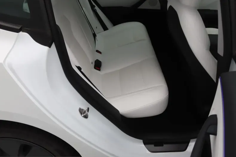Tesla Model 3 din 2024 cu 34.542 km - oferta TES247428 - foto 13