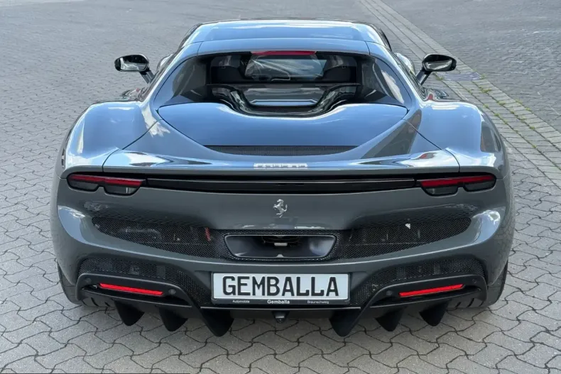 Ferrari 296 GTB din 2024 cu 1.300 km - oferta FER247429 - foto 5