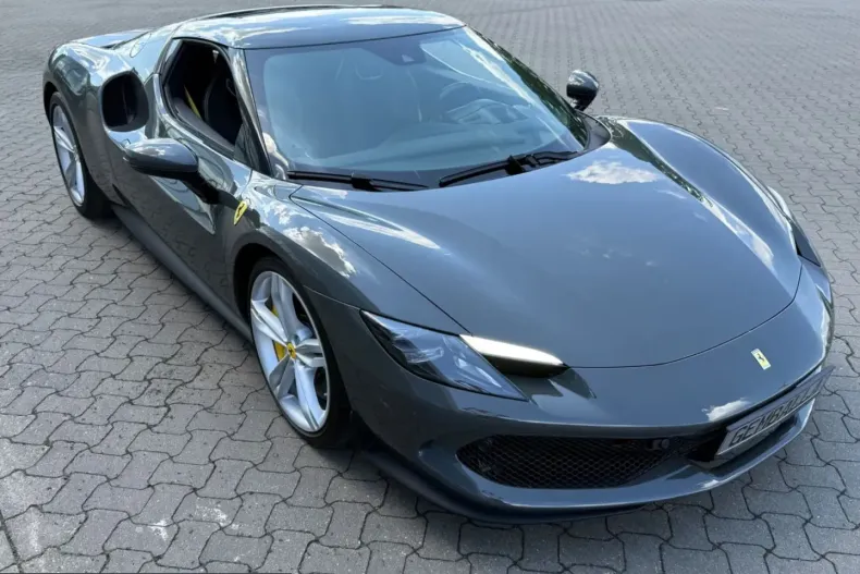 Ferrari 296 GTB din 2024 cu 1.300 km - oferta FER247429 - foto 8