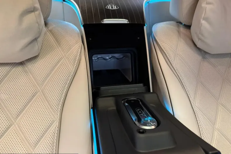 Mercedes-Benz S 680 (Clasa S) din 2024 cu 3.804 km - oferta MER247439 - foto 19