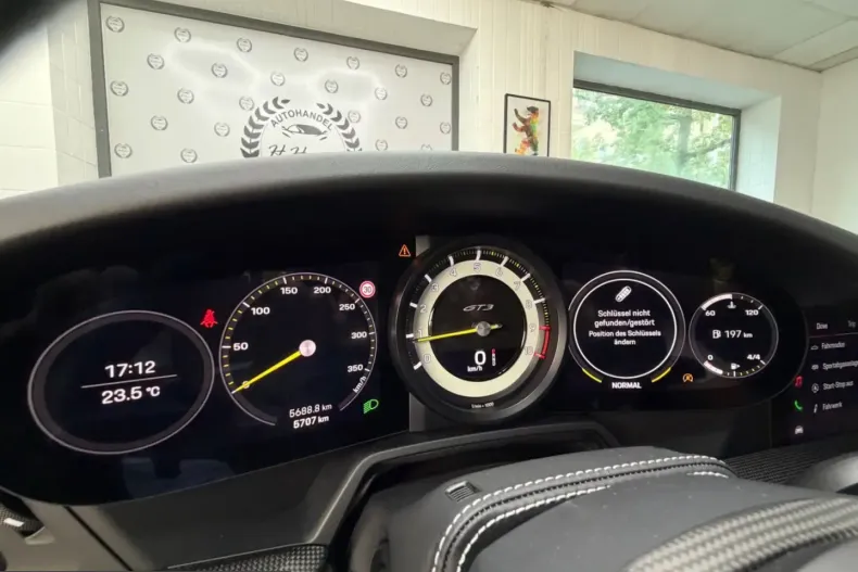 Porsche 992 din 2023 cu 5.000 km - oferta POR247451 - foto 16