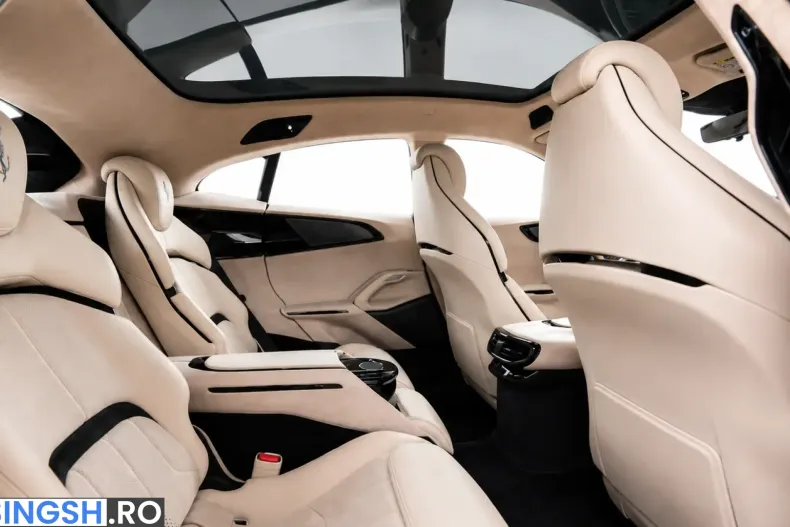 Ferrari Purosangue din 2026 cu 250 km - oferta FER247463 - foto 10