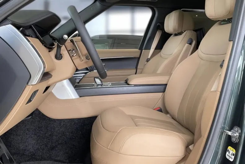 Land Rover Range Rover din 2025 cu 1.900 km - oferta LAN247465 - foto 12