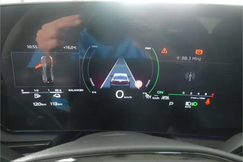Audi A5 din 2025 cu 4.176 km - oferta AUD247471 - foto 18