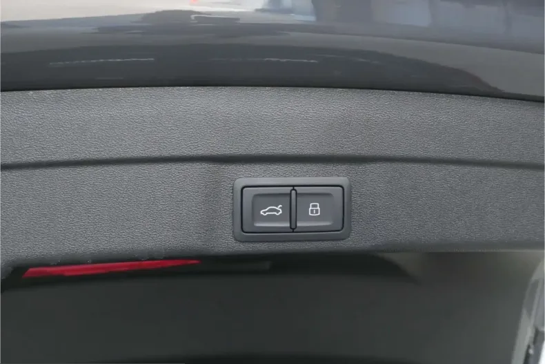 Audi A5 din 2025 cu 4.176 km - oferta AUD247471 - foto 30