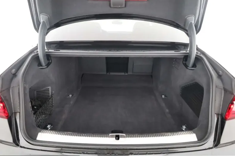 Audi A8 din 2022 cu 38.966 km - oferta AUD247474 - foto 11