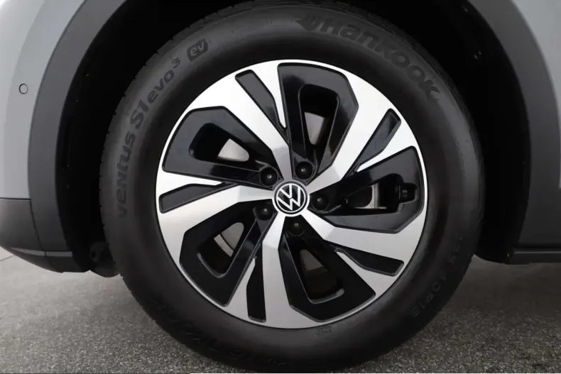 Volkswagen ID.4 din 2024 cu 20.167 km - oferta VOL247480 - foto 7