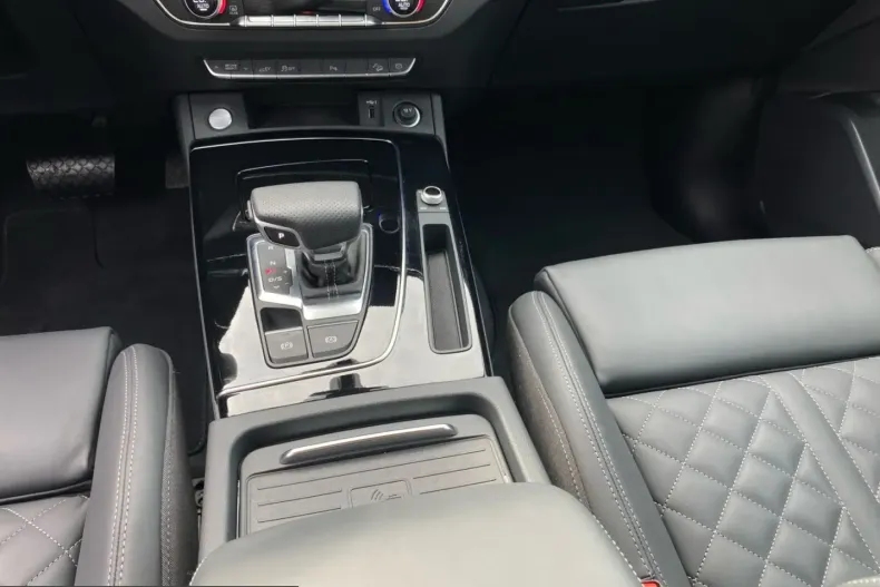 Audi Q5 din 2024 cu 6.736 km - oferta AUD247489 - foto 6
