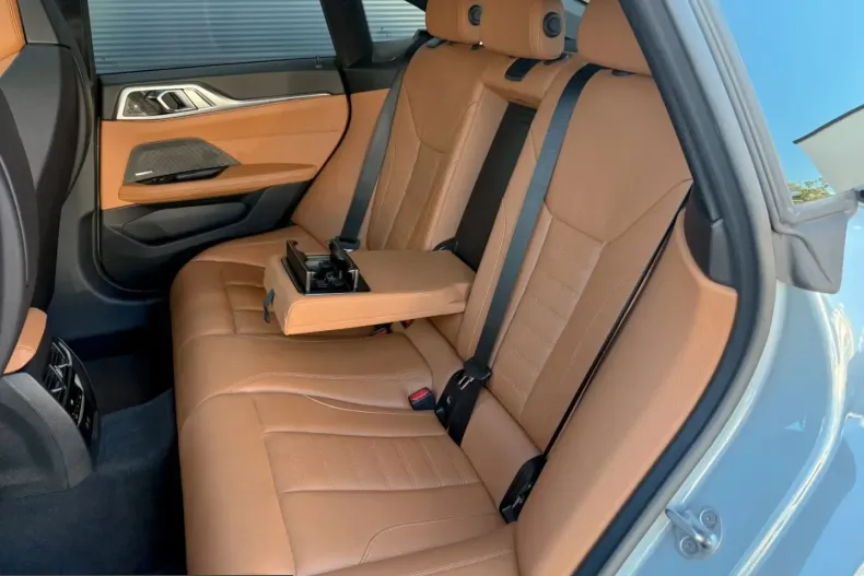 BMW 420 (Seria 4) din 2023 cu 43.792 km - oferta BMW247494 - foto 31