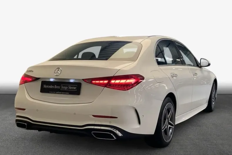 Mercedes-Benz C 300 (Clasa C) din 2025 cu 24.751 km - oferta MER247497 - foto 2