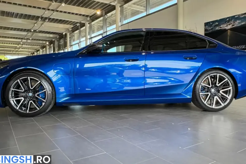 BMW M5 (Seria 5) din 2025 cu 9.299 km - oferta BMW247510 - foto 3