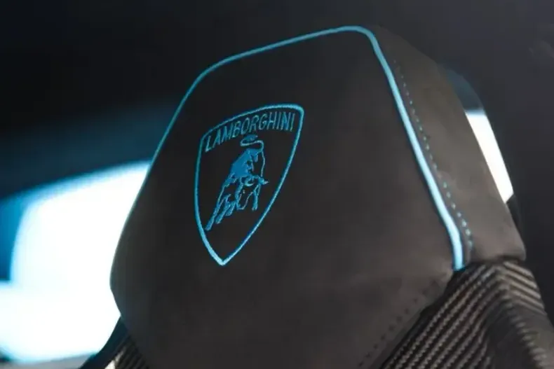 Lamborghini Huracán din 2023 cu 7.900 km - oferta LAM247513 - foto 18