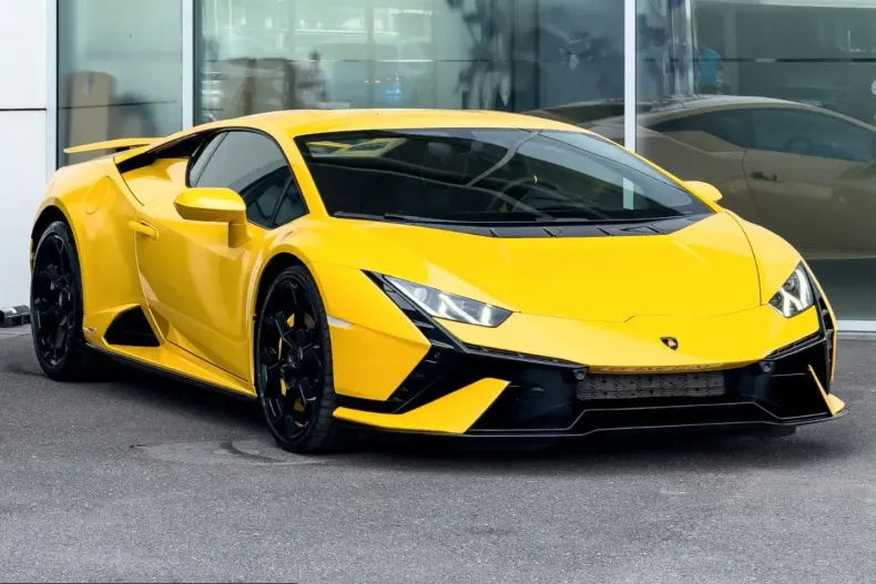 Lamborghini Huracán din 2024 cu 6.000 km - oferta LAM247515 - foto 3