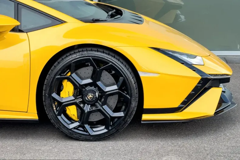 Lamborghini Huracán din 2024 cu 6.000 km - oferta LAM247515 - foto 5