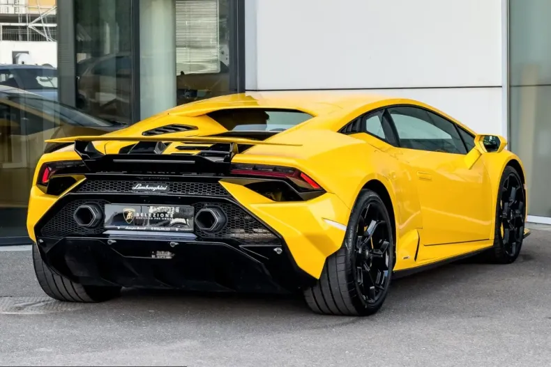 Lamborghini Huracán din 2024 cu 6.000 km - oferta LAM247515 - foto 8