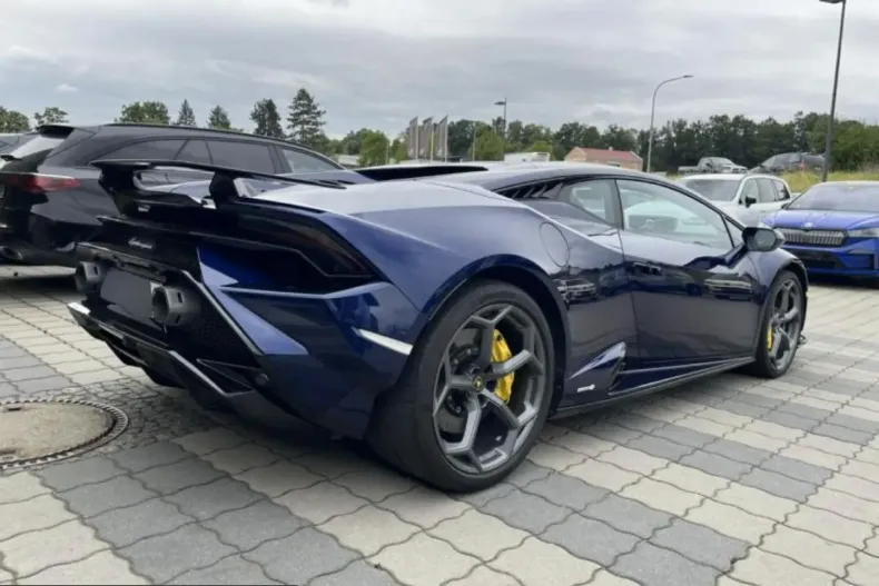 Lamborghini Huracán din 2024 cu 3.500 km - oferta LAM247516 - foto 5