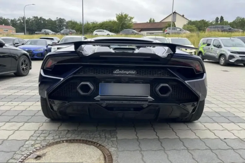 Lamborghini Huracán din 2024 cu 3.500 km - oferta LAM247516 - foto 6