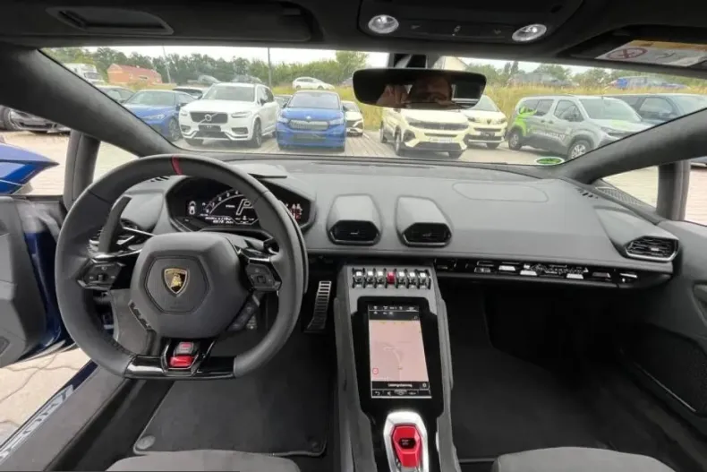 Lamborghini Huracán din 2024 cu 3.500 km - oferta LAM247516 - foto 13
