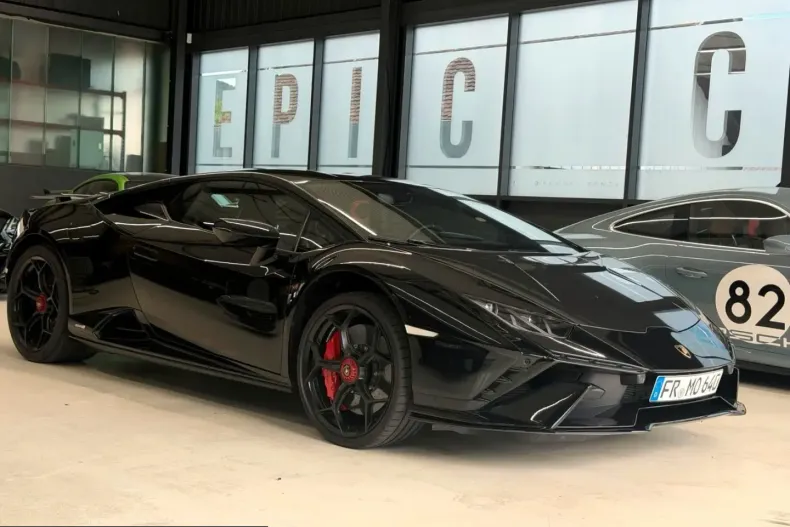 Lamborghini Huracán din 2023 cu 15.000 km - oferta LAM247522 - foto 1