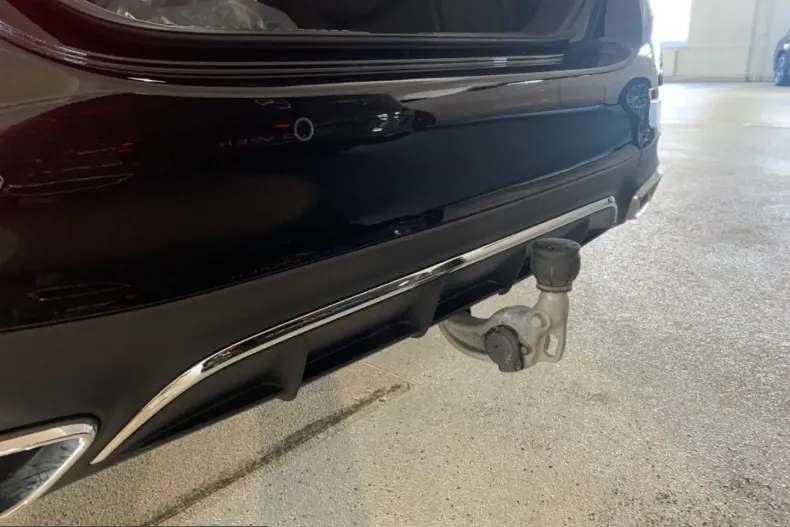 Mercedes-Benz E 300 (Clasa E) din 2025 cu 9.442 km - oferta MER247523 - foto 12