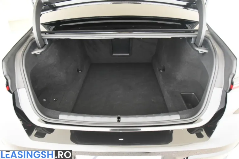 BMW 740 (Seria 7) din 2025 cu 16.500 km - oferta BMW247527 - foto 7