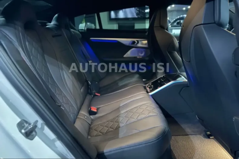 BMW M8 (Seria 8) din 2023 cu 24.600 km - oferta BMW247531 - foto 45
