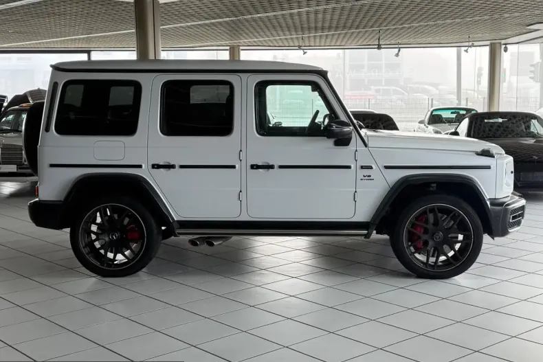 Mercedes-Benz G 63 AMG (Clasa G) din 2024 cu 30.803 km - oferta MER247537 - foto 4