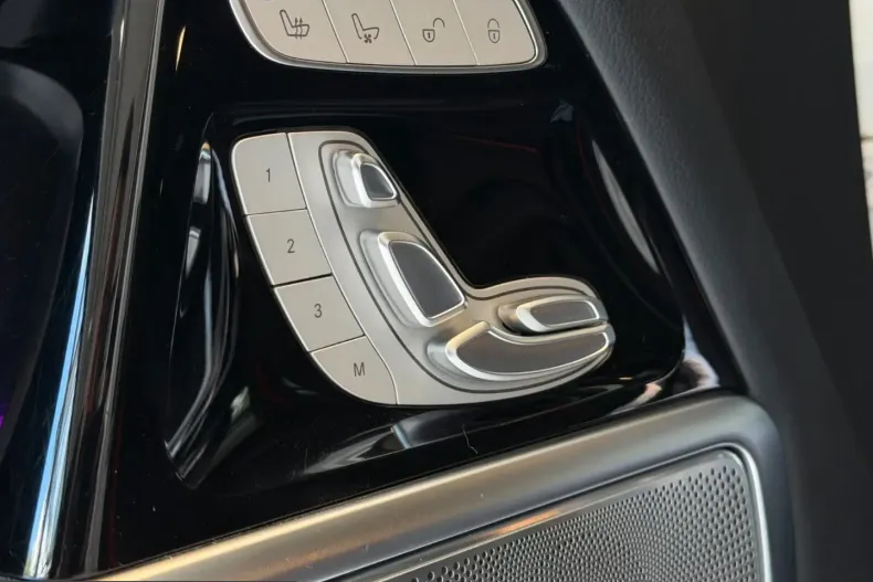 Mercedes-Benz G 63 AMG (Clasa G) din 2024 cu 44.000 km - oferta MER247538 - foto 13