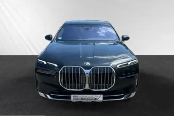 BMW 750 din 2025 - oferta BMW247549