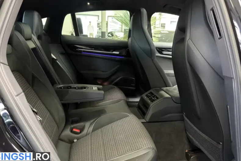 Porsche Panamera din 2025 cu 4.629 km - oferta POR247550 - foto 29