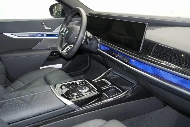 BMW 740 (Seria 7) din 2025 cu 42.000 km - oferta BMW247551 - foto 5
