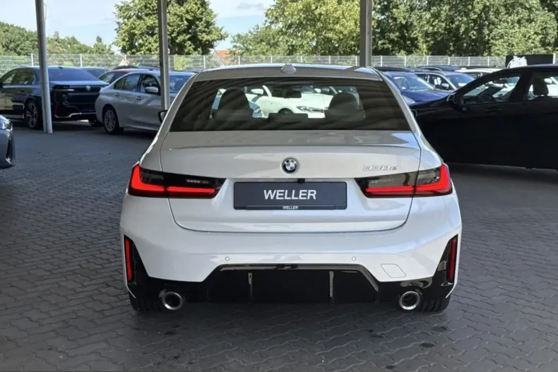 BMW 330 (Seria 3) din 2025 cu 9.171 km - oferta BMW247561 - foto 4